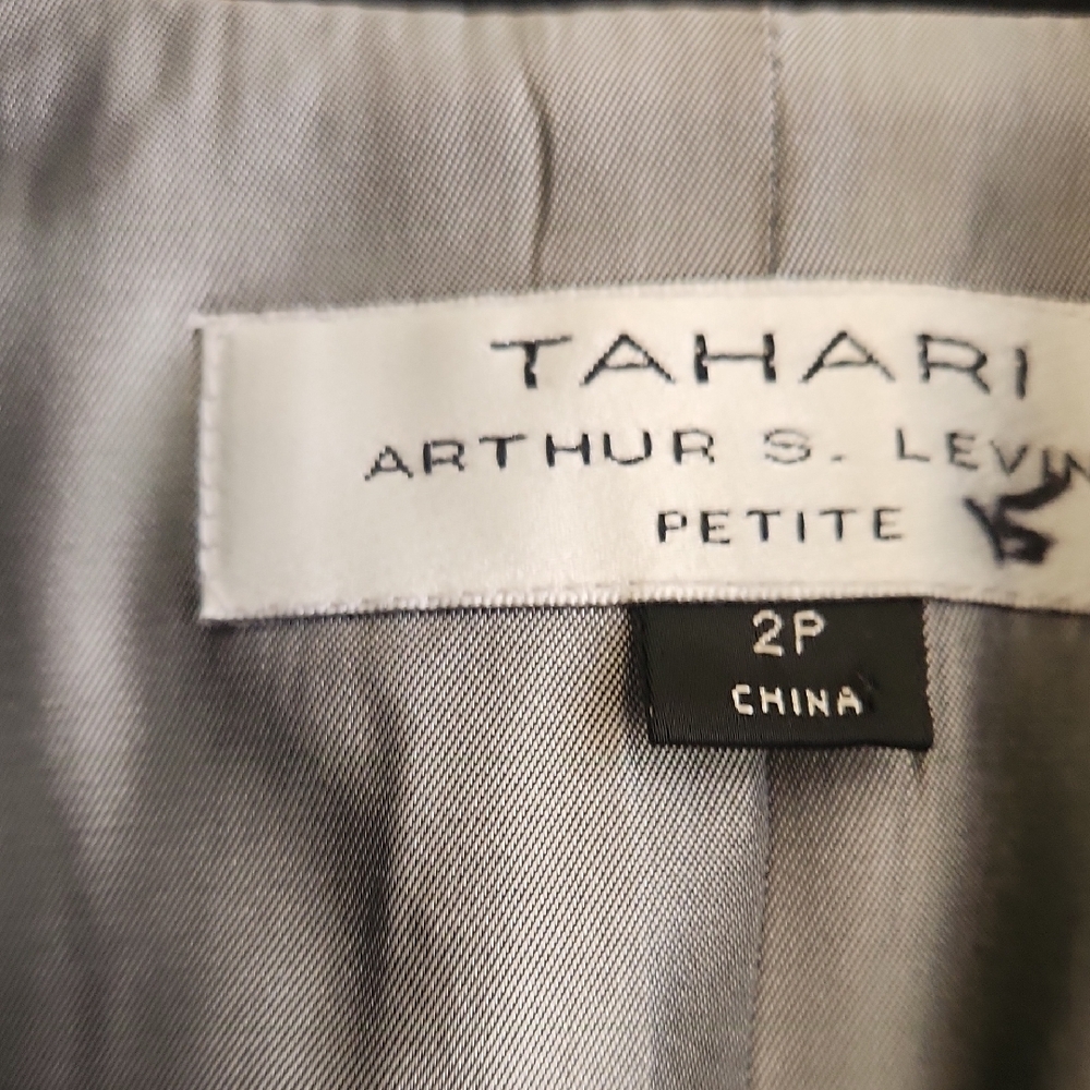 TAHARI Black Women's Two-Piece Dressy Suit - Blazer & Pants - Picture 6 of 16
